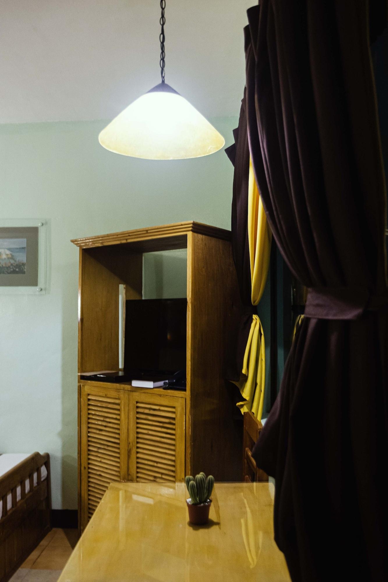 Saint Illian'S Inn Makati Макати Экстерьер фото