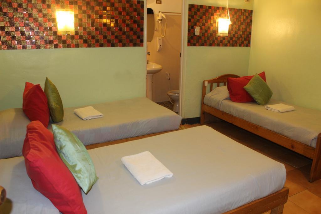 Saint Illian'S Inn Makati Макати Экстерьер фото